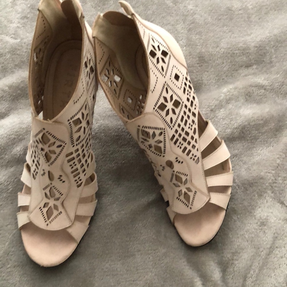 Firth Heels (worn once)